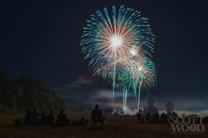 Tumwater Valley fireworks 2015